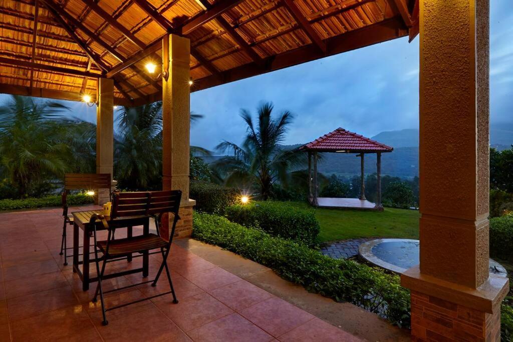 Monica Farms - Monica Retreat Villa Waki Екстериор снимка